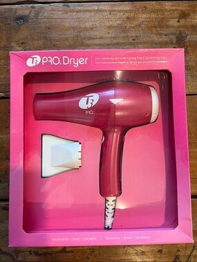 T3 Featherweight PRO hair dryer features a vibrant pink finish!  New in box!